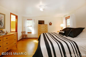 7498 Sheffield Dr SE, Ada, MI 49301 photo 16