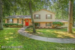 7498 Sheffield Dr SE, Ada, MI 49301 photo 1