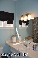 505 E Loomis St, Ludington, MI 49431 photo 9