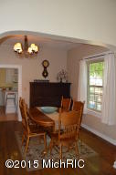 505 E Loomis St, Ludington, MI 49431 photo 4