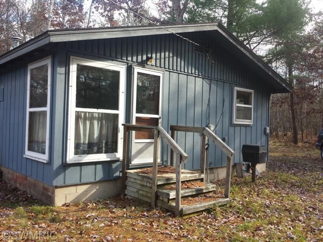 484 E 32nd St, Baldwin, MI 49304 photo 9