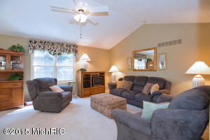 9477 Jojemika St, Scotts, MI 49088 photo 8