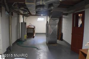 545 Eighth St, Manistee, MI 49660 photo 24