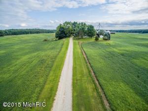 9491 Milo Rd, Plainwell, MI 49080 photo 3