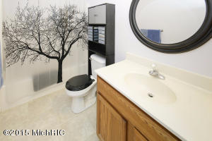 5700 Electra St, Kalamazoo, MI 49048 photo 12