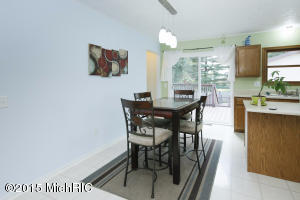 5700 Electra St, Kalamazoo, MI 49048 photo 6