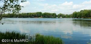 319 Harbison Dr, Bitely, MI 49309 photo 6