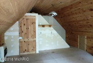 319 Harbison Dr, Bitely, MI 49309 photo 29