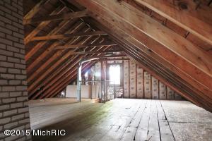 86 S Elder Ave, Grant, MI 49327 photo 17