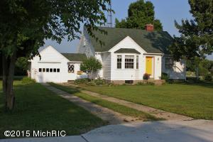 86 S Elder Ave, Grant, MI 49327 photo 1