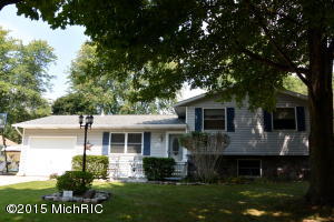 809 Brown St, Niles, MI 49120 photo 1