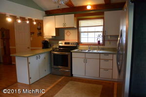 809 Brown St, Niles, MI 49120 photo 6