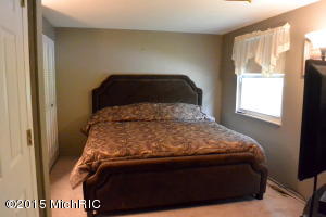 809 Brown St, Niles, MI 49120 photo 15