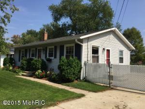 1039 Lowe Dr, Marshall, MI 49068 photo 1