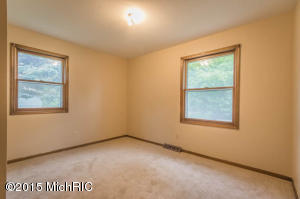 4336 Alpine Dr, Dorr, MI 49323 photo 12