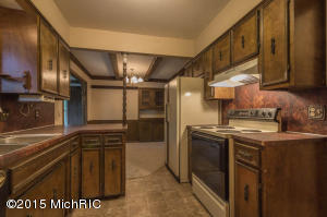 4336 Alpine Dr, Dorr, MI 49323 photo 8