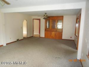 382 N Centre St, Marcellus, MI 49067 photo 5