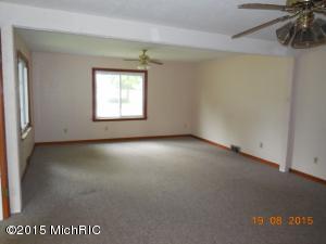 382 N Centre St, Marcellus, MI 49067 photo 4
