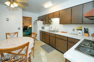 1235 103rd Ave, Plainwell, MI 49080 photo 6
