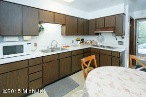 1235 103rd Ave, Plainwell, MI 49080 photo 5