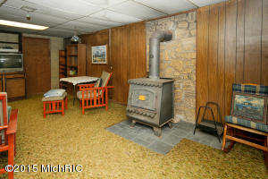 1235 103rd Ave, Plainwell, MI 49080 photo 13