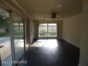 451 Chippewa Rd, Benton Harbor, MI 49022 photo 13