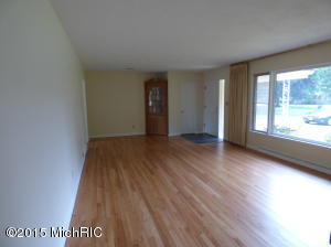 451 Chippewa Rd, Benton Harbor, MI 49022 photo 5