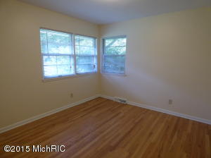 451 Chippewa Rd, Benton Harbor, MI 49022 photo 17