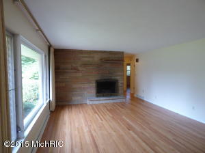 451 Chippewa Rd, Benton Harbor, MI 49022 photo 3