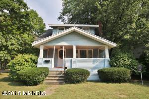 300 E Hoffman St, Three Rivers, MI 49093 photo 2
