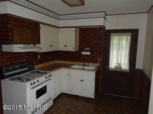 1920 E 120th St, Grant, MI 49327 photo 5
