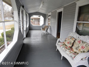 507 N Main St, Three Rivers, MI 49093 photo 3