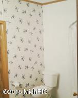 2614 S Oak, White Cloud, MI 49349 photo 7