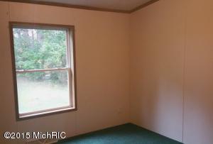 2614 S Oak, White Cloud, MI 49349 photo 21
