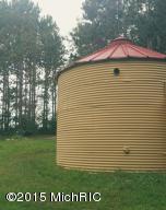 2614 S Oak, White Cloud, MI 49349 photo 36
