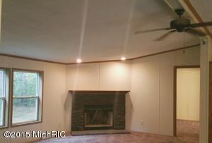 2614 S Oak, White Cloud, MI 49349 photo 5