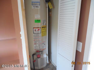 111 E 4th St, Trufant, MI 49347 photo 16