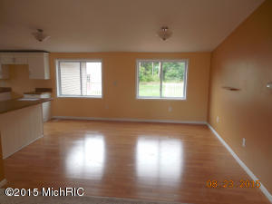 111 E 4th St, Trufant, MI 49347 photo 10