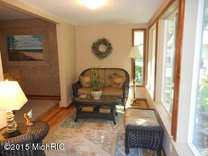 581 Eighth St, Manistee, MI 49660 photo 10