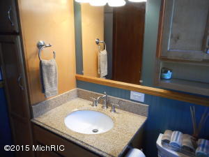 581 Eighth St, Manistee, MI 49660 photo 18