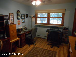 581 Eighth St, Manistee, MI 49660 photo 22