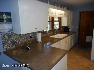 581 Eighth St, Manistee, MI 49660 photo 34