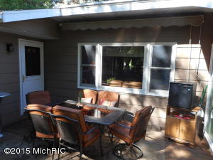 581 Eighth St, Manistee, MI 49660 photo 37