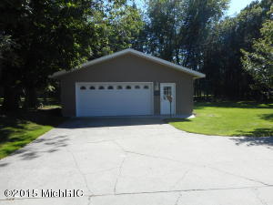 581 Eighth St, Manistee, MI 49660 photo 46