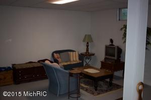 200 S Demorest, Belding, MI 48809 photo 17