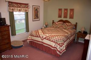 200 S Demorest, Belding, MI 48809 photo 9