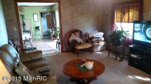6688 Ingalls Rd, Belding, MI 48809 photo 11