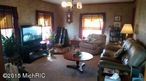 6688 Ingalls Rd, Belding, MI 48809 photo 9