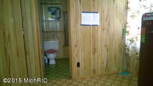 6179 W Wingleton Rd, Baldwin, MI 49304 photo 3