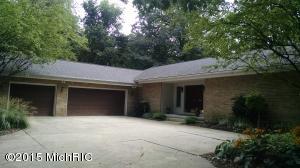 7791 Stonehaven Dr SE, Ada, MI 49301 photo 1